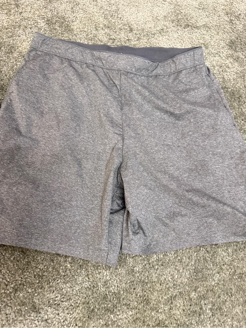 Uniqlo Men's Heather Gray Athletic Shorts